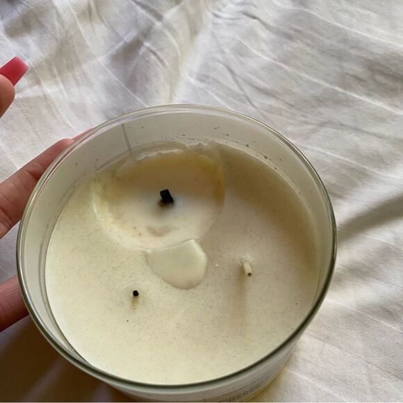 Bath and Body Works pineapple mango Three-Wick Candle - Picture 5 of 5